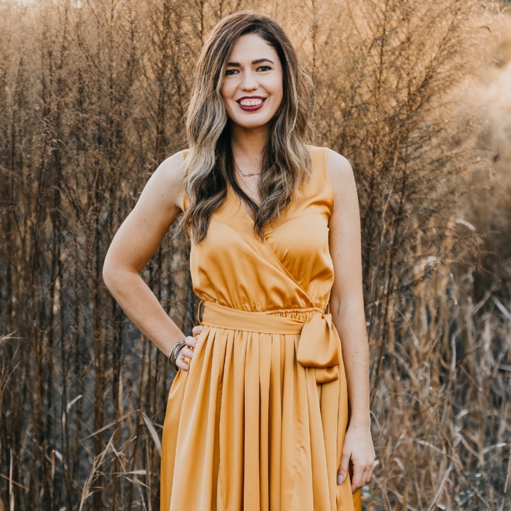 Meet your Posher, Dina